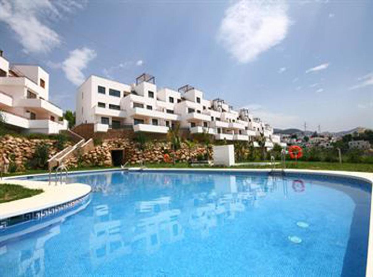 Andaluz Apartments Mar De نيرخا المظهر الخارجي الصورة