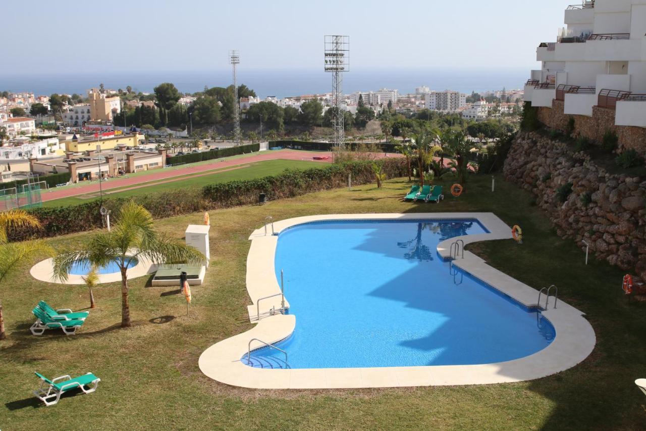 Andaluz Apartments Mar De نيرخا المظهر الخارجي الصورة