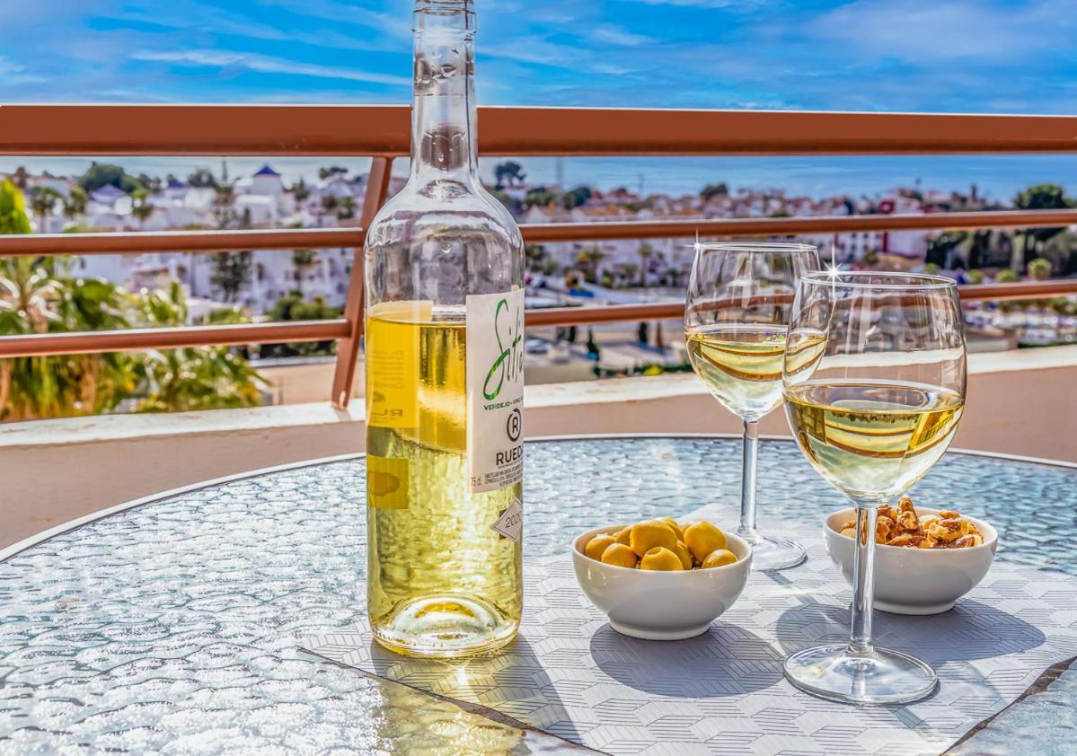 Andaluz Apartments Mar De نيرخا المظهر الخارجي الصورة